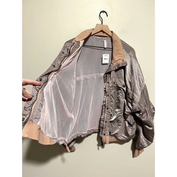 NWT Free People Movement Opal Workout Windbreaker Jacket Pink/Purple Large - Picture 14 of 15